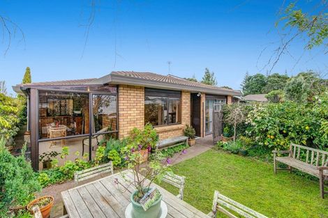 Photo of property in 1/32 Riverside Road, Orewa, 0931