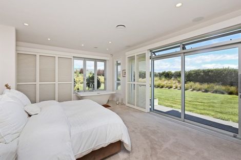 Photo of property in 140 Eskridge Drive, Eskdale, Napier, 4182