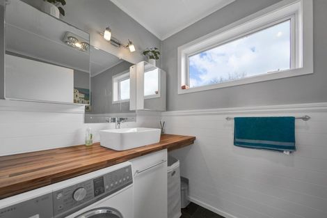 Photo of property in 5 Cordelia Street, Stratford, 4332