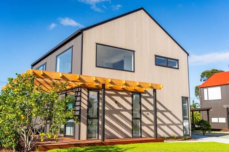 Photo of property in 3 Citrus Place, Mangawhai, 0505