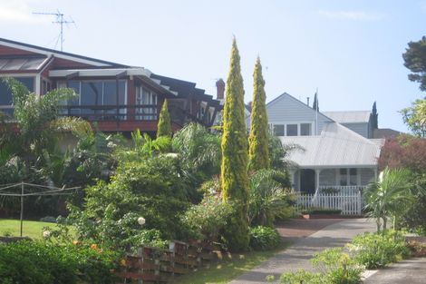 Photo of property in 18a King Edward Parade, Devonport, Auckland, 0624