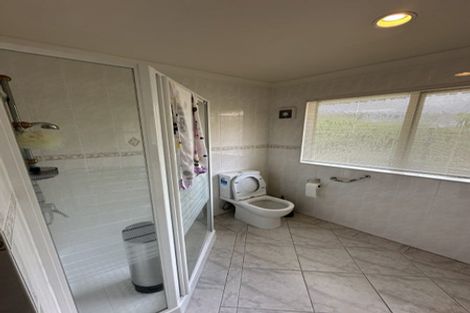 Photo of property in 6 Nathan Close, Somerville, Auckland, 2014