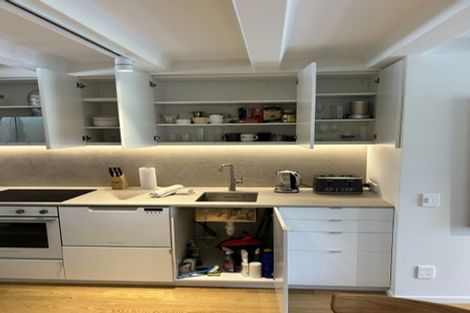 Photo of property in 15/73 Princes Street, Northcote Point, Auckland, 0627