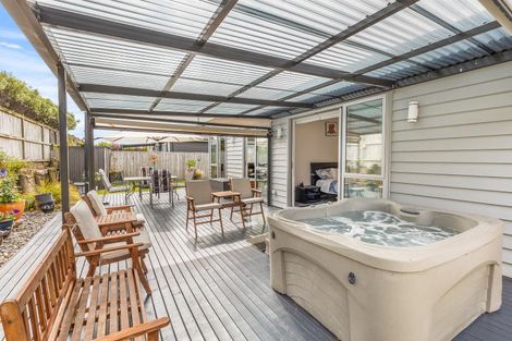 Photo of property in 12 Huarahi Pai Road, Huapai, Kumeu, 0810