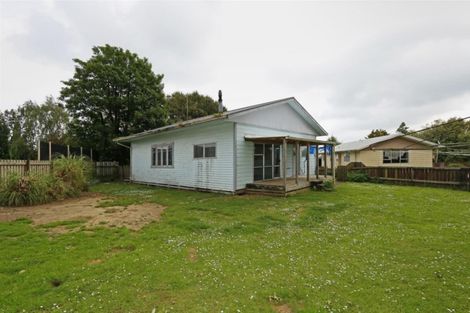 Photo of property in 214c Bridge Street, Eltham, 4322