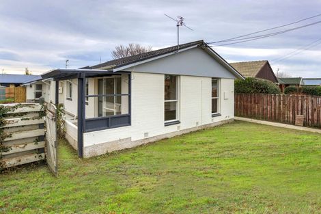 Photo of property in 59a Farquhars Road, Redwood, Christchurch, 8051