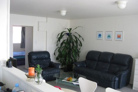 Photo of property in 8/4 Derby Street, Mount Victoria, Wellington, 6011