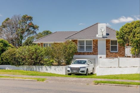 Photo of property in 90 Oceanview Road, Mount Maunganui, 3116