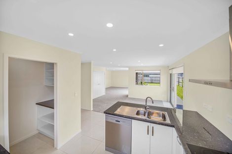 Photo of property in 22 Lamborn Drive, Papakura, 2110