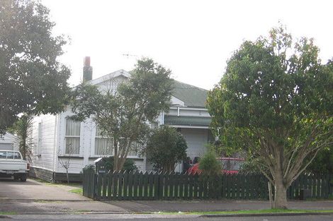 Photo of property in 39 Manson Street, Terrace End, Palmerston North, 4410