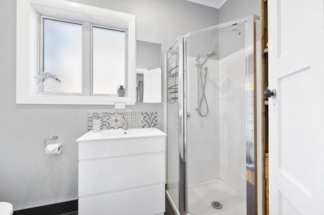 Photo of property in 91 Sunshine Avenue, Karori, Wellington, 6012