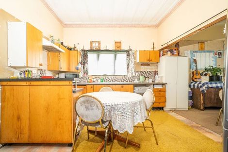 Photo of property in 15 View Road, Hikurangi, 0114