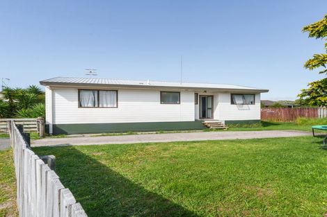 Photo of property in 43a Lyn Grove, Papamoa Beach, Papamoa, 3118