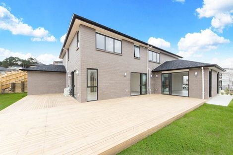 Photo of property in 11 Lumber Rise, Swanson, Auckland, 0614