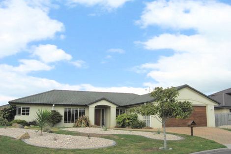 Photo of property in 25 Carribean Place, Papamoa Beach, Papamoa, 3118