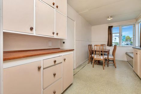 Photo of property in 97 Hillsborough Road, Hillsborough, Auckland, 1042