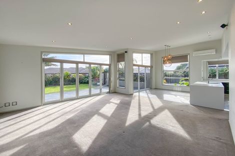 Photo of property in 8a Marlin Terrace, Bell Block, New Plymouth, 4312