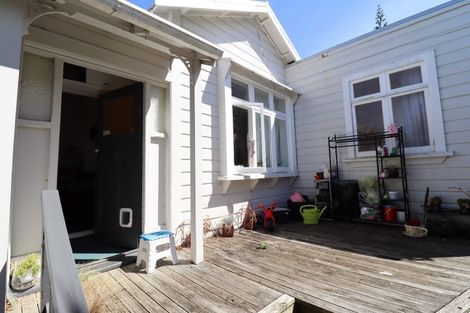 Photo of property in 1/28 Ribble Street, Island Bay, Wellington, 6023