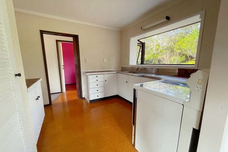 Photo of property in 2/723 Beach Road, Browns Bay, Auckland, 0630