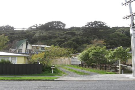 Photo of property in 39 Horoeka Street, Stokes Valley, Lower Hutt, 5019