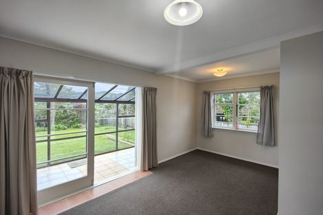 Photo of property in 9 Kereru Bend, Tawa, Wellington, 5028