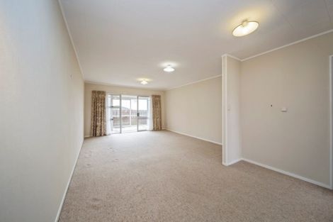 Photo of property in 4/32 Young Street, New Plymouth, 4310