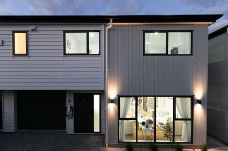 Photo of property in 90c Seymour Road, Sunnyvale, Auckland, 0612