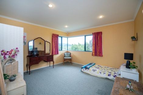 Photo of property in 140 Pacific Drive, Fitzherbert, Palmerston North, 4410