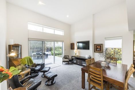 Photo of property in 76a Stanley Avenue, Palmerston North, 4414