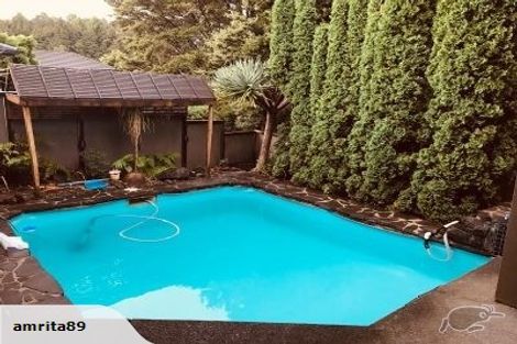 Photo of property in 160 Charles Prevost Drive, The Gardens, Auckland, 2105