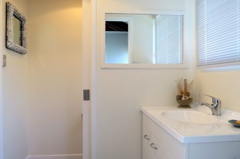 Photo of property in 15 Kowhai Drive, Te Kouma, Coromandel, 3581