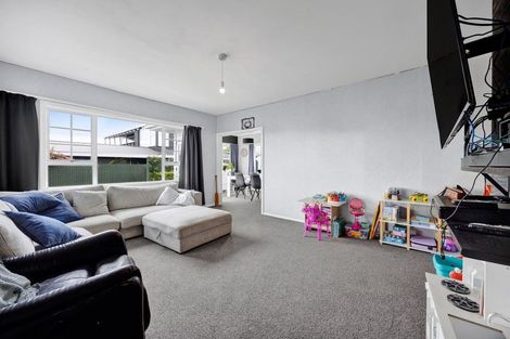 Photo of property in 12 Mccarthy Street, Hawera, 4610