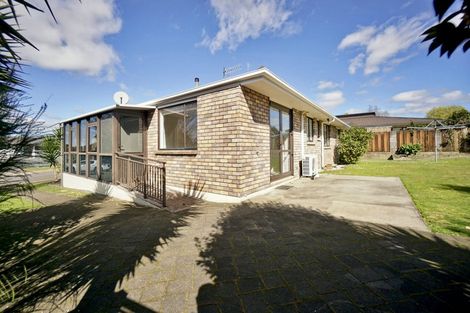Photo of property in 6 Randell Place, Te Puke, 3119