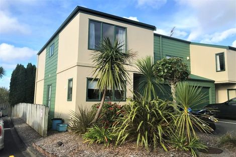 Photo of property in 42 Park Avenue, Papatoetoe, Auckland, 2025