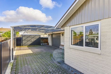 Photo of property in 2 Gabriel Street, Raumati Beach, Paraparaumu, 5032