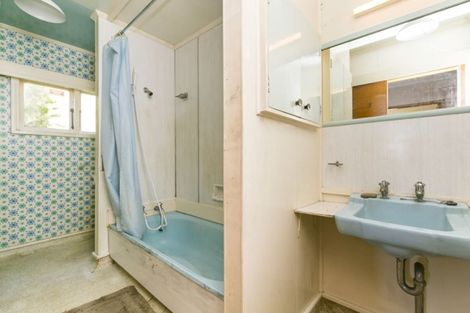 Photo of property in 75 Amritsar Street, Khandallah, Wellington, 6035