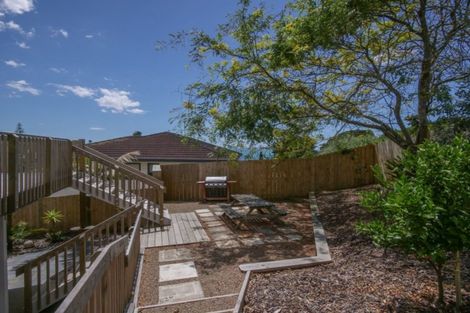 Photo of property in 20 Stratford Drive, Cable Bay, 0420