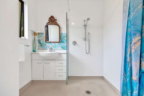 Photo of property in 8a Novelle Grove, Papamoa Beach, Papamoa, 3118