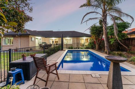 Photo of property in 311 Gravatt Road, Papamoa Beach, Papamoa, 3118