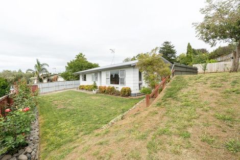 Photo of property in 15 Winning Terrace, Dinsdale, Hamilton, 3204