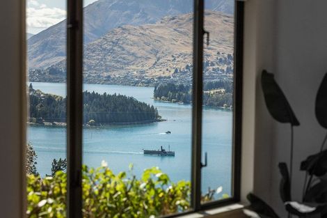 Photo of property in 19 Richards Park Lane, Fernhill, Queenstown, 9300