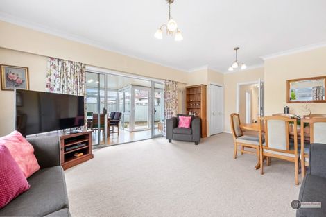 Photo of property in 18 Holyoake Crescent, Avalon, Lower Hutt, 5011