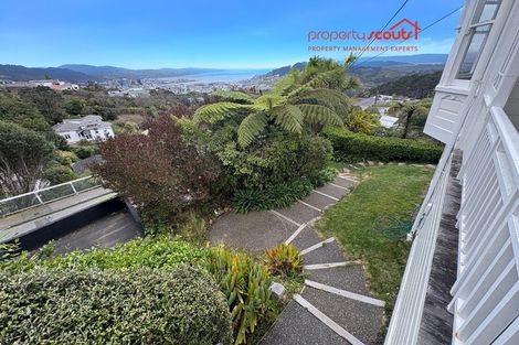 Photo of property in 43 Connaught Terrace, Brooklyn, Wellington, 6021