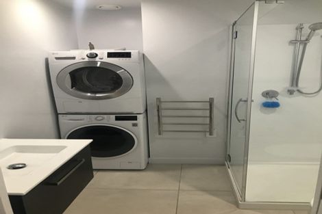 Photo of property in Frank Sargeson Apts, 503/80 Anzac Street, Takapuna, Auckland, 0622