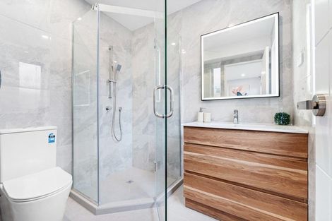 Photo of property in 11c Bowman Road, Forrest Hill, Auckland, 0620