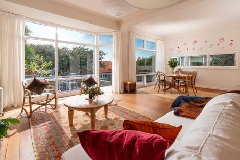 Photo of property in 32 Wade Street, Wadestown, Wellington, 6012