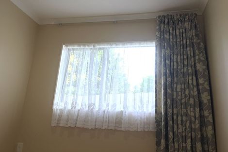 Photo of property in 22 Lynden Avenue, Hillcrest, Auckland, 0627