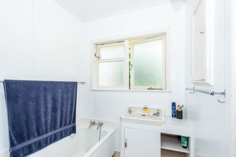 Photo of property in 215 Lytton Road, Elgin, Gisborne, 4010