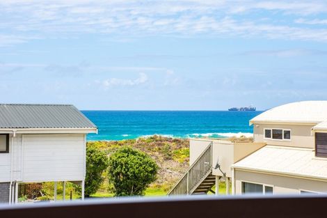 Photo of property in 165b Oceanbeach Road, Mount Maunganui, 3116