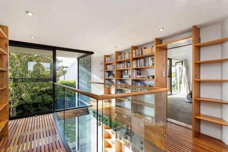 Photo of property in 3 Merivale Lane, Merivale, Christchurch, 8014